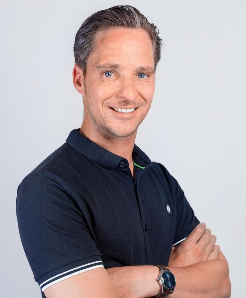Bas van Daelzicht poserend